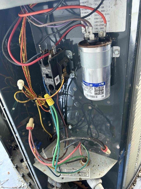 Completed preventive maintenance inspection on residential cooling system. Performed comprehensive system evaluation including inspection of electrical components, capacitor, contactor, and wiring connections. Addressed customer inquiry regarding thermostat programming and scheduled follow-up appointment to restore programmable settings to unit.